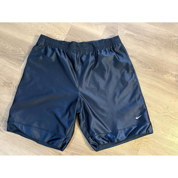 Vintage early 2000s Nike Shorts XL - Picture 1 of 3